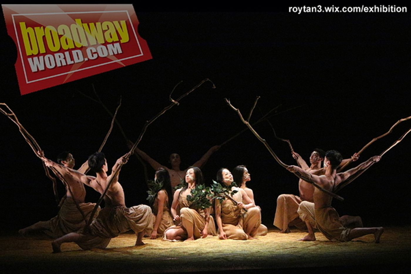 Photo Coverage: First Look at Cloud Gate Dance Theatre's SONGS OF THE WANDERERS in London  Image