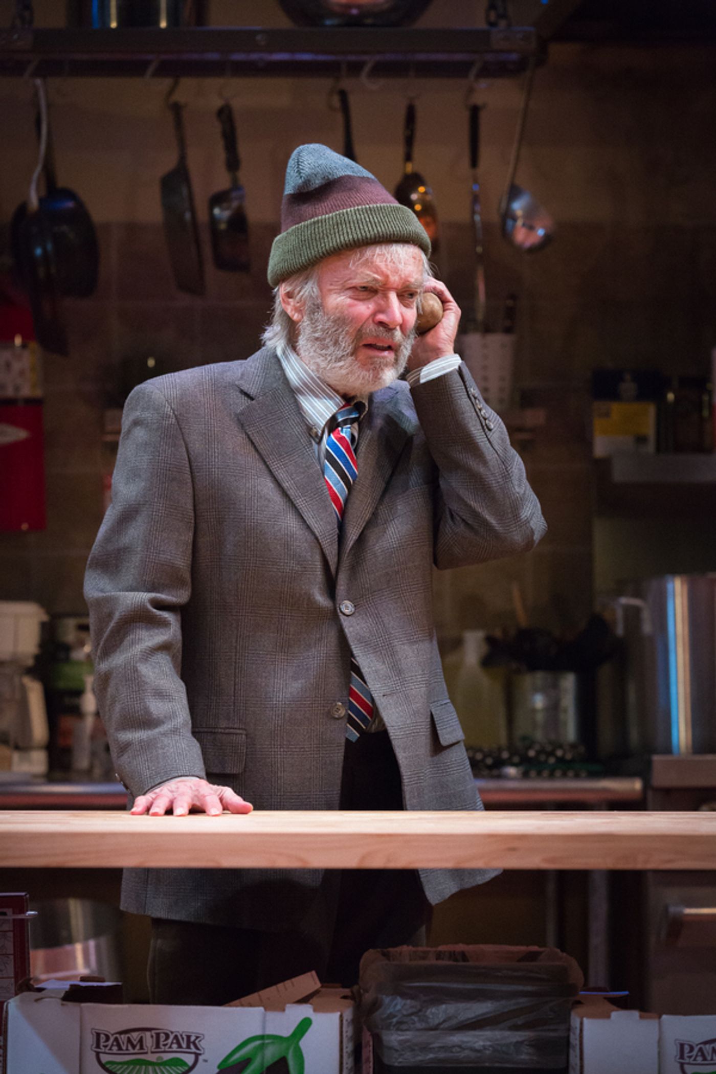 Photo Flash: First Look at GRAND CONCOURSE at Artists Rep  Image