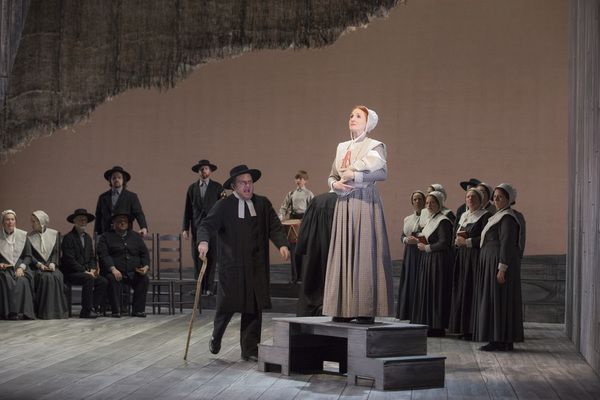 Kyle Erdos Knapp and Laura Claycomb and Opera Colorado Chorus Photo