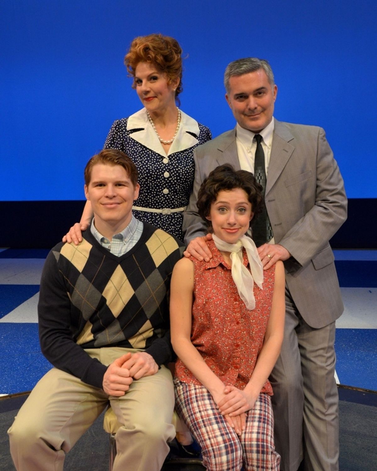 Herb Porter (Richie) , Lori Hammel (Mrs. Cunningham), Peter Davenport (Mr. Cunningham), Mia Weinberger (Joanie) at 