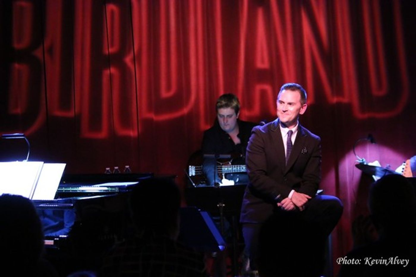 Photo Flash: Daniel Reichard Celebrates FRIENDS, ACQUAINTANCES, AND STRANGERS at Birdland  Image