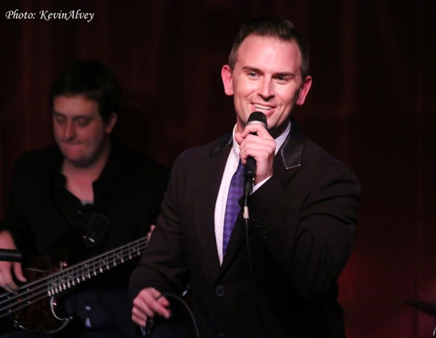 Photo Flash: Daniel Reichard Celebrates FRIENDS, ACQUAINTANCES, AND STRANGERS at Birdland  Image