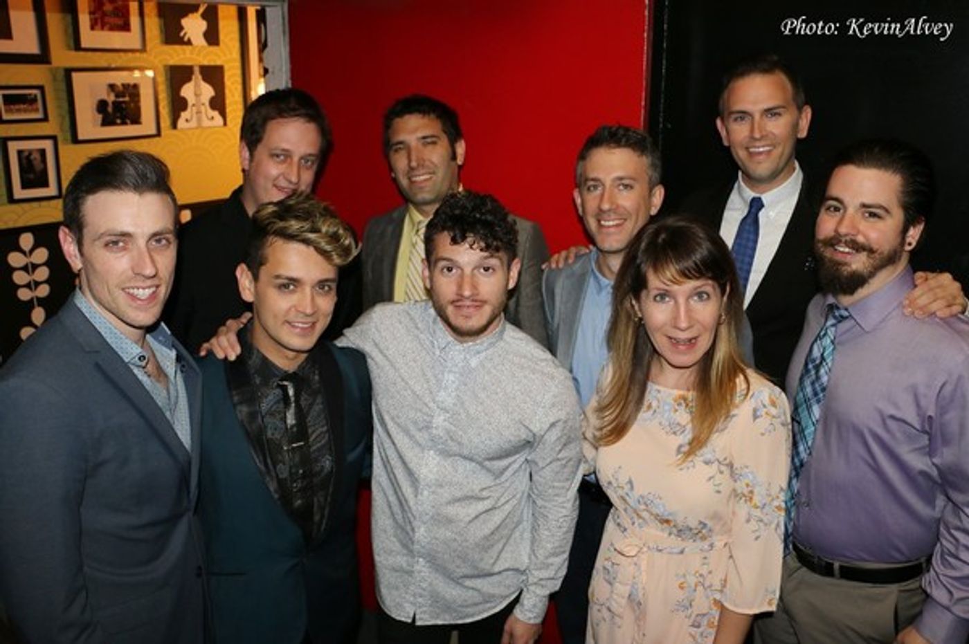 Photo Flash: Daniel Reichard Celebrates FRIENDS, ACQUAINTANCES, AND STRANGERS at Birdland  Image