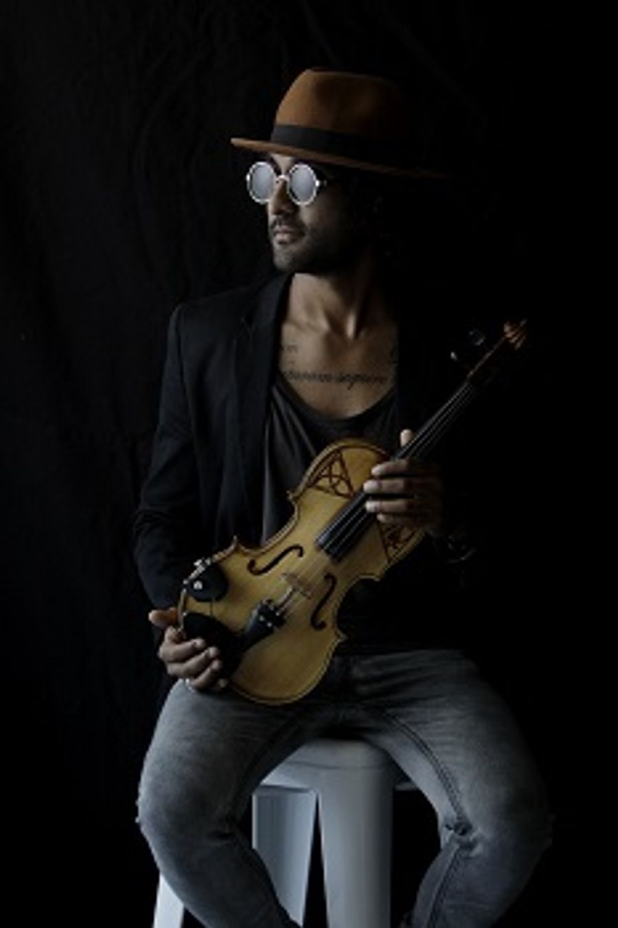 Hezron Chetty Presents TALES FROM THE VIOLIN at Alexander Upstairs Image