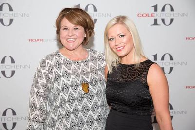 Wendi Peters, Suzanne Shaw Photo