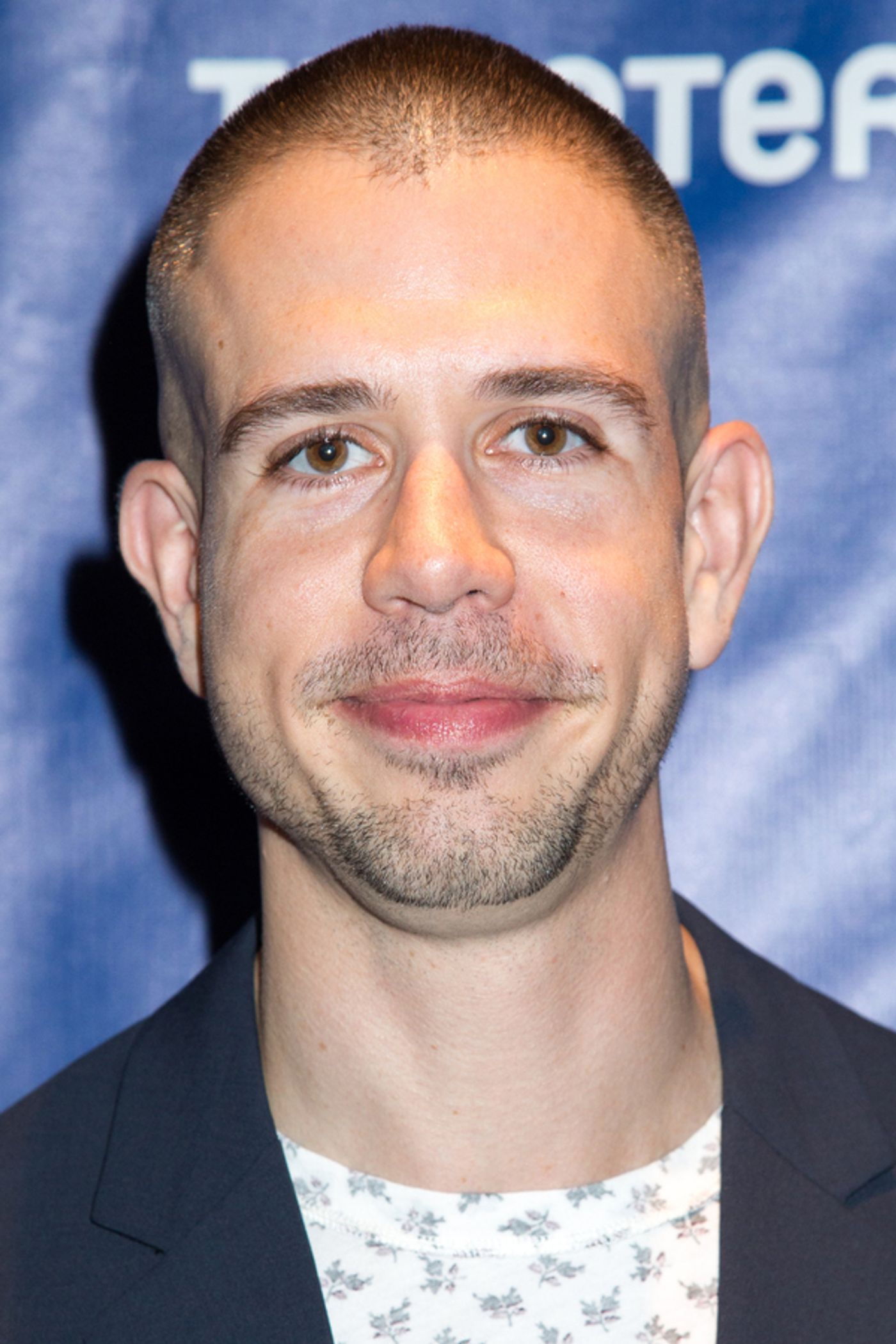 Photo Coverage: On the Red Carpet with the 2016 Drama Desk Nominees!  Image