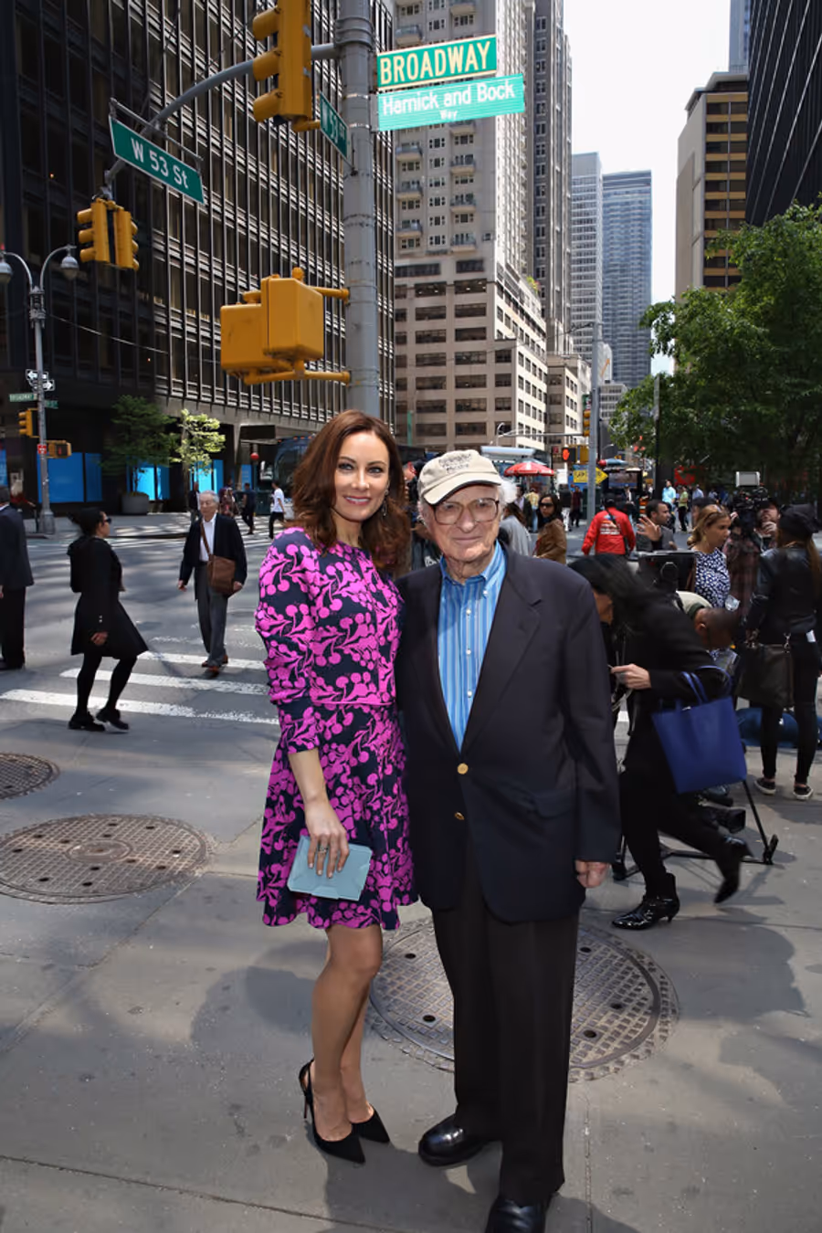 Photo Flash: 'FIDDLER' and SHE LOVES ME Casts Celebrate Sheldon Harnick with RIDE OF FAME Image