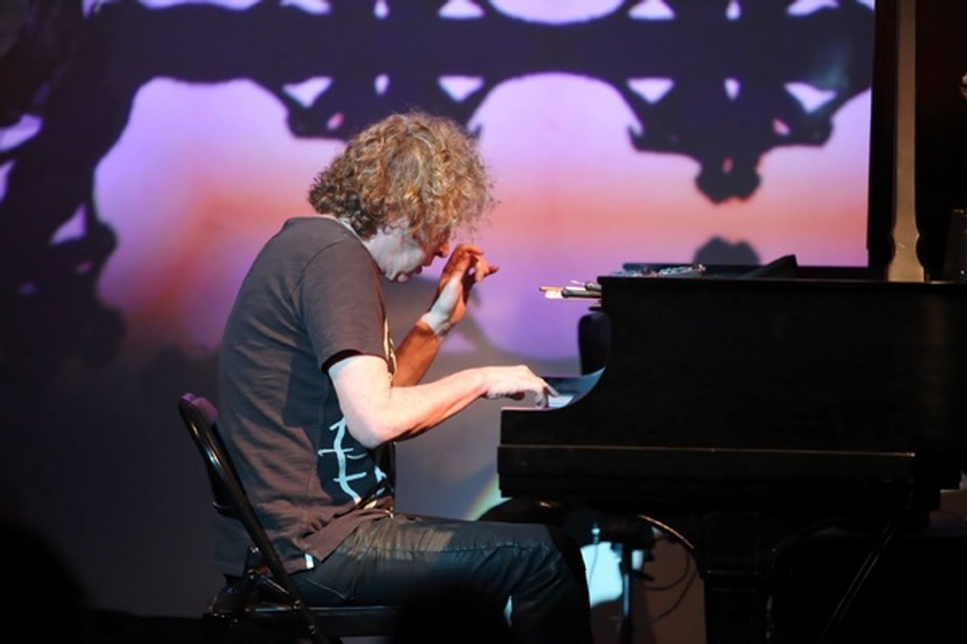 Photo Flash: Peter Manning Robinson Debuts THE REFRACTOR PIANO CONCERT at Bergamot Station Image