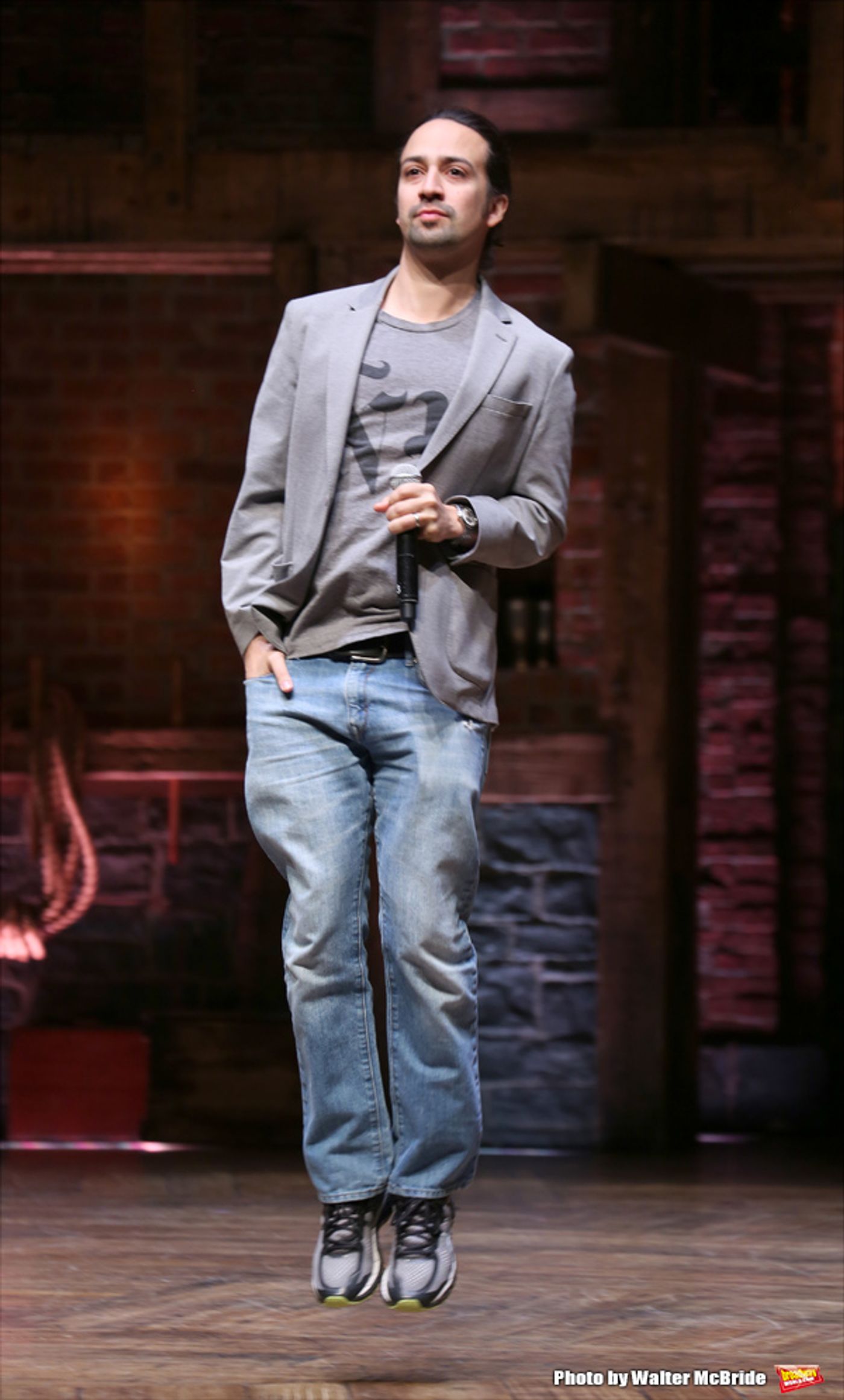 Photo Coverage: NYC High School Students Arrive for HAMILTON's Next #EduHam!  Image