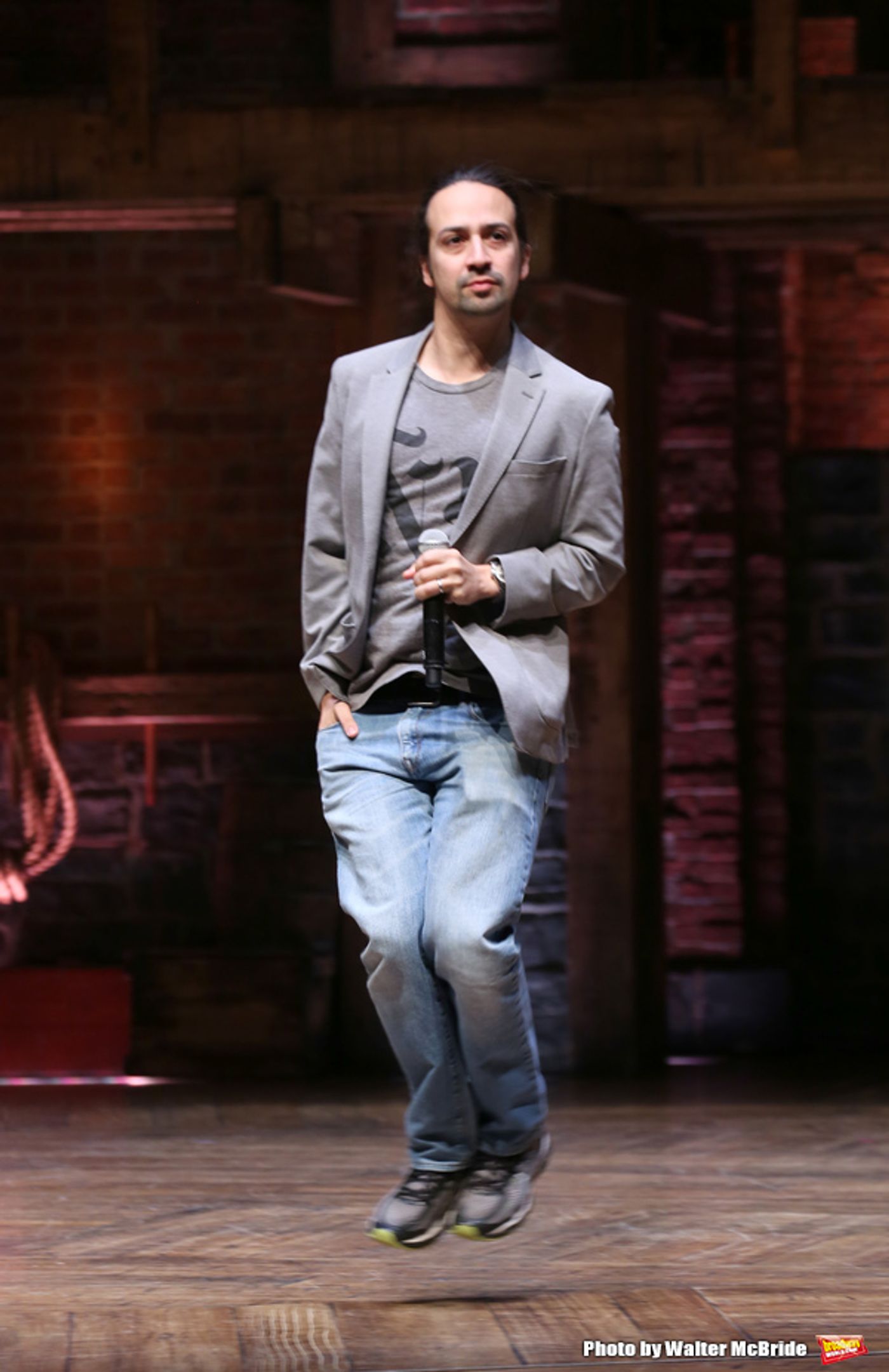 Photo Coverage: NYC High School Students Arrive for HAMILTON's Next #EduHam!  Image