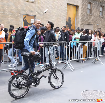 Leslie Odom Jr.  Photo
