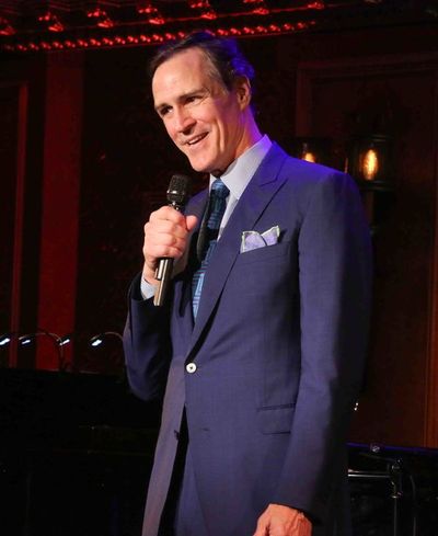 Howard McGillin Photo
