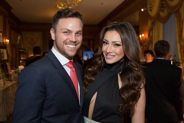 Photo Flash: NMA's 'Give Kids a Shot' Gala Honors Super Bowl MVP Deion Branch  Image