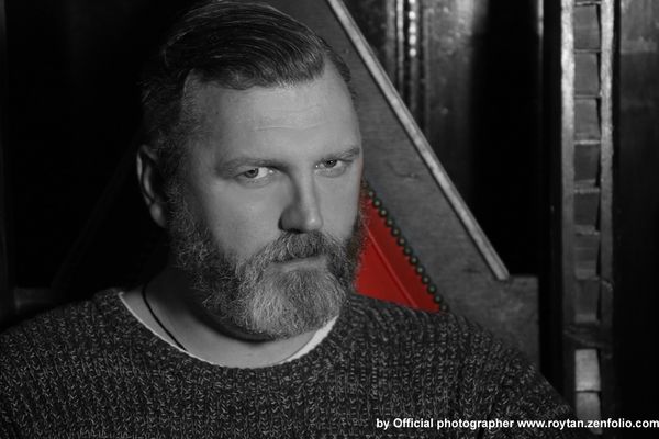 Stephen Oswald  Photo