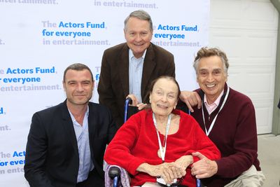Liev Schreiber, John Holly, Patricia Morison, John Bowab Photo