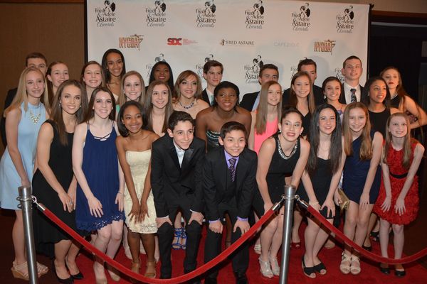 Photos: Dancers Unite on the Red Carpet at the 2016 Astaire Awards! — photo 2 of 60