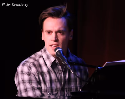 Erich Bergen Photo