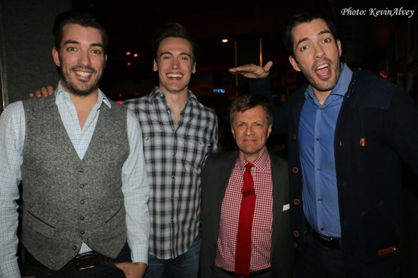 Photo Flash: The Property Brothers & More Join Victoria Shaw in UNDER THE COVERS at Birdland Photo Flash: The Property Brothers & More Join Victoria Shaw in UNDER THE COVERS at Birdland Image