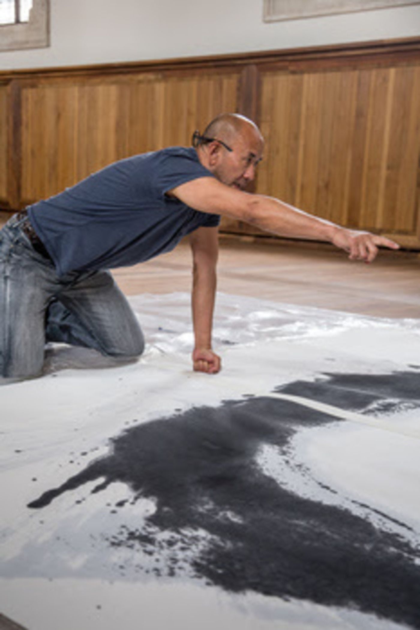 Photo Flash: First Look at Qin Feng Ink Art Display, WAITING FOR QIN FENG  Image