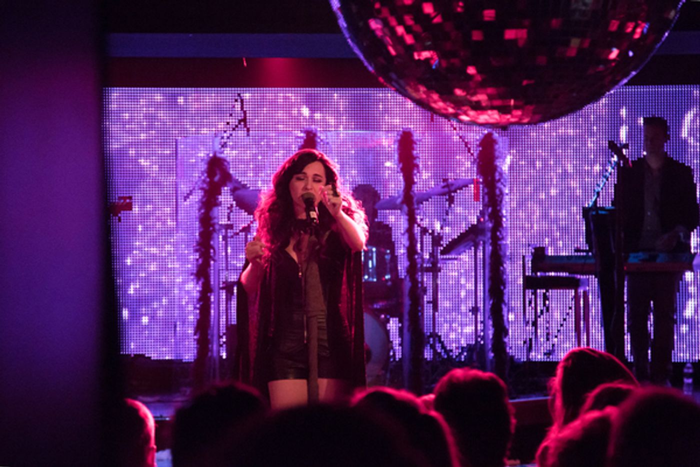 Photo Flash: Lena Hall, Robin De Jesus & More Pay Tribute to Prince at 42West  Image