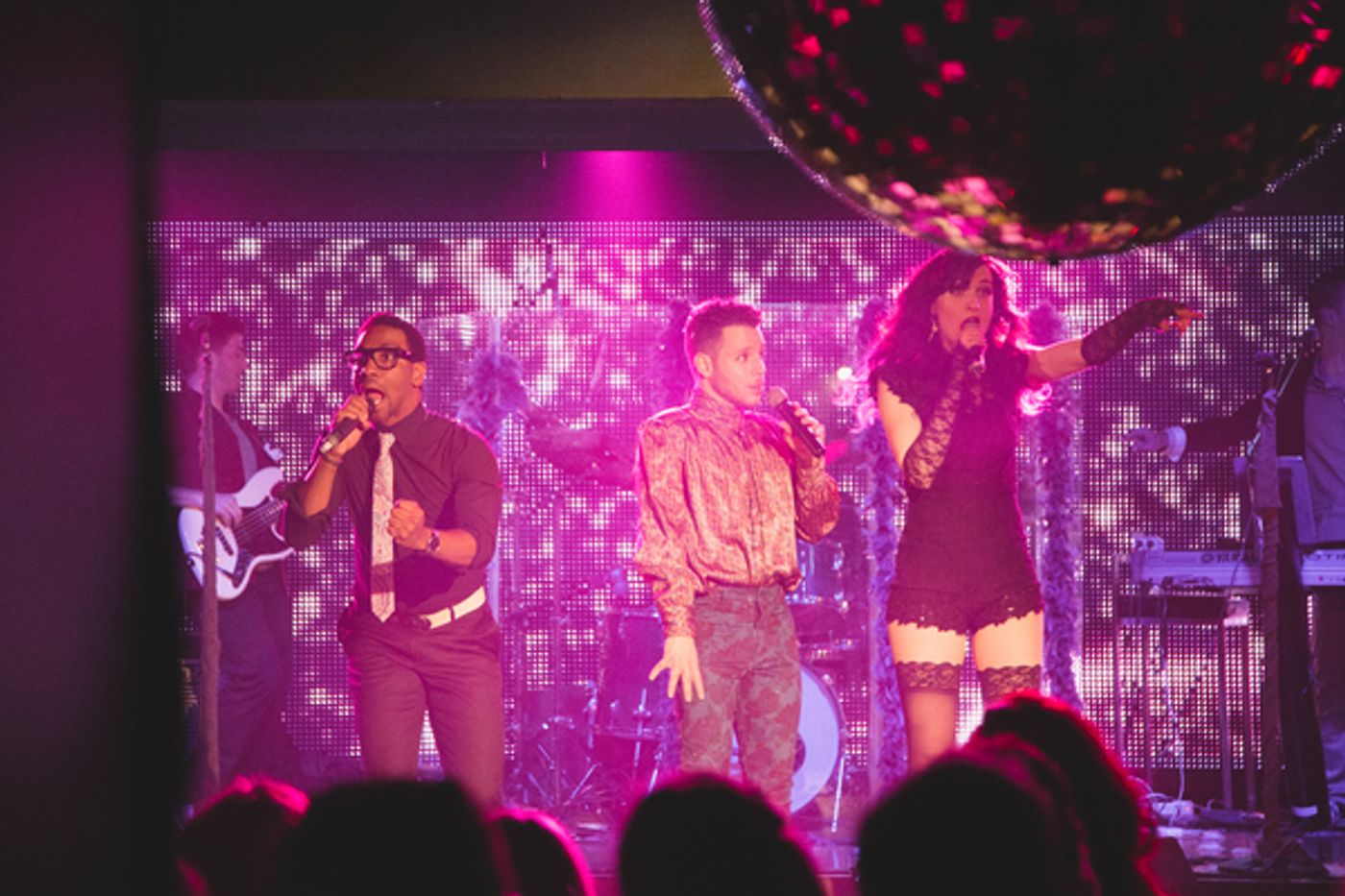 Photo Flash: Lena Hall, Robin De Jesus & More Pay Tribute to Prince at 42West  Image