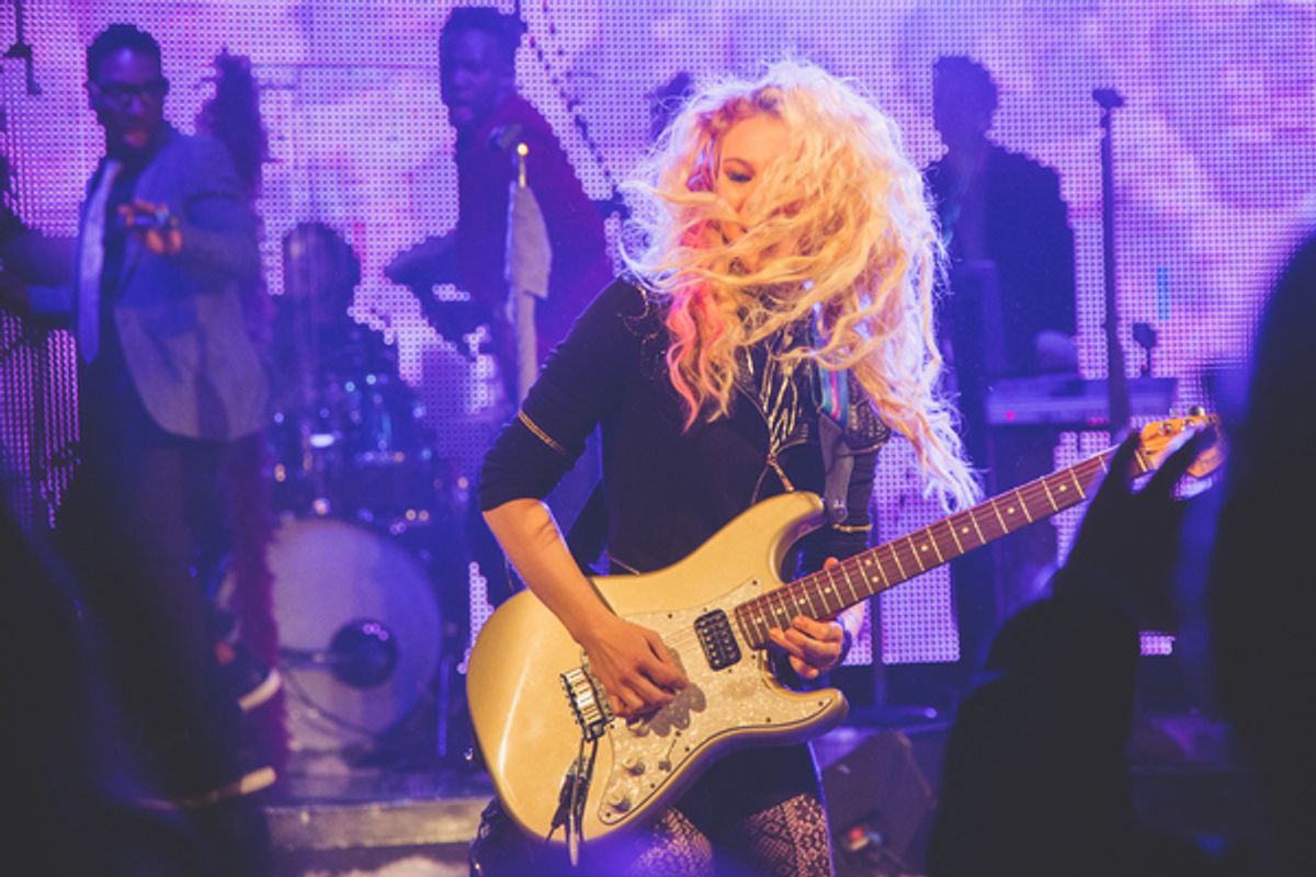 Ariel Bellvalairec at 