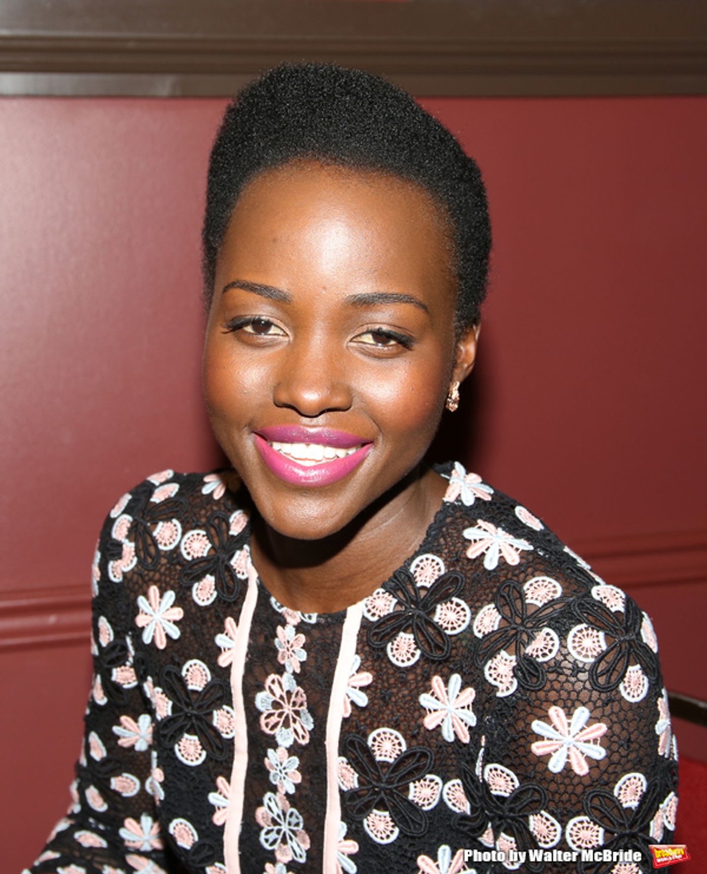 Photo Coverage: ECLIPSED's Lupita Nyong'o Celebrates Her New Sardi's Portrait!  Image