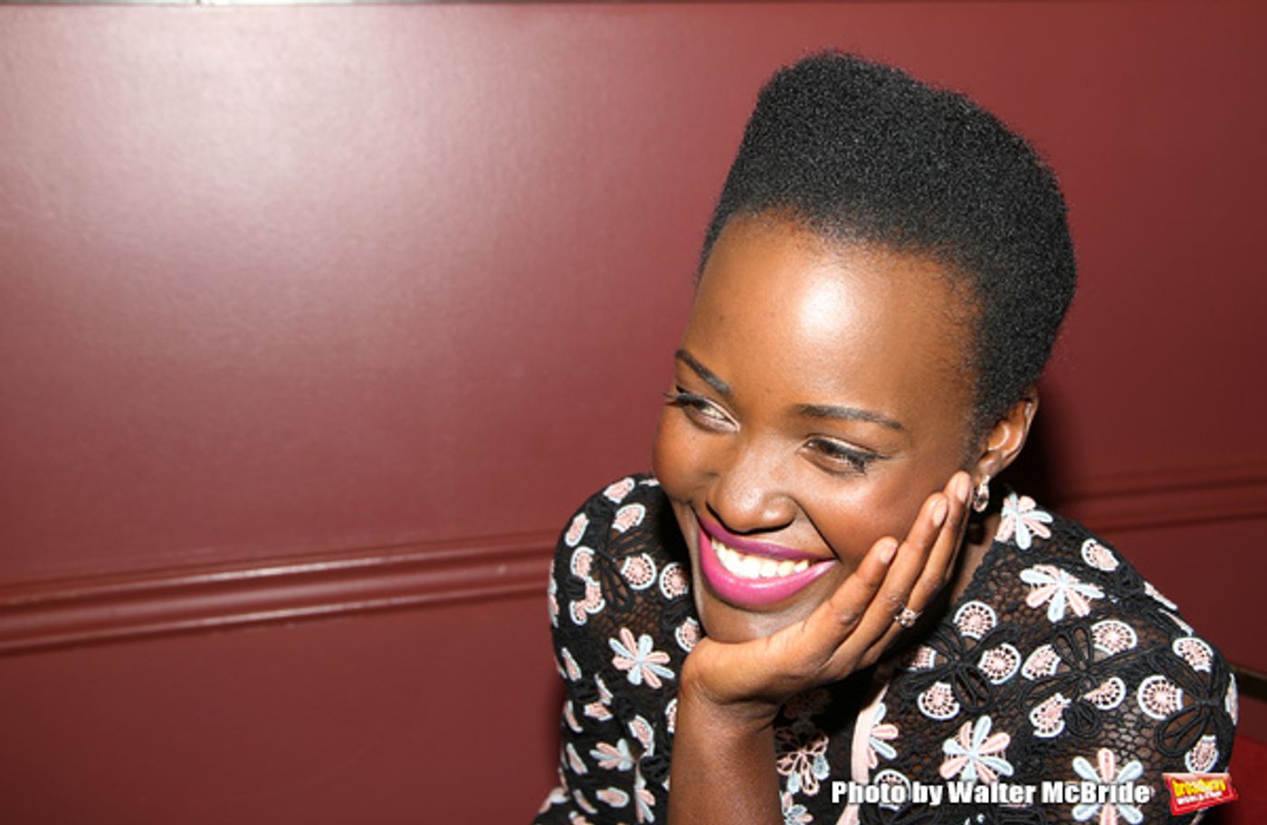 Photo Coverage: ECLIPSED's Lupita Nyong'o Celebrates Her New Sardi's Portrait!  Image