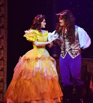 Julia Bonnett, Preston Yates @ BroadwayWorld Julia Bonnett, Preston Yates Photo