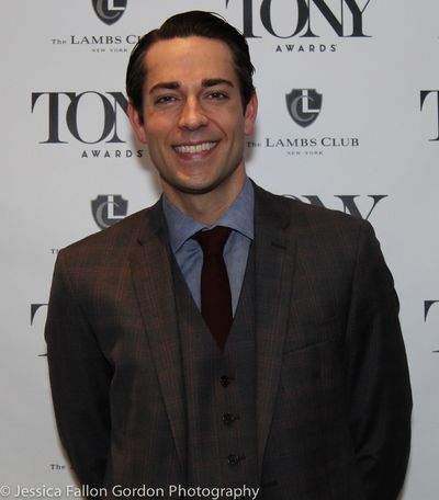 Zachary Levi Photo
