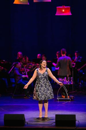 Hayley Travers Photo