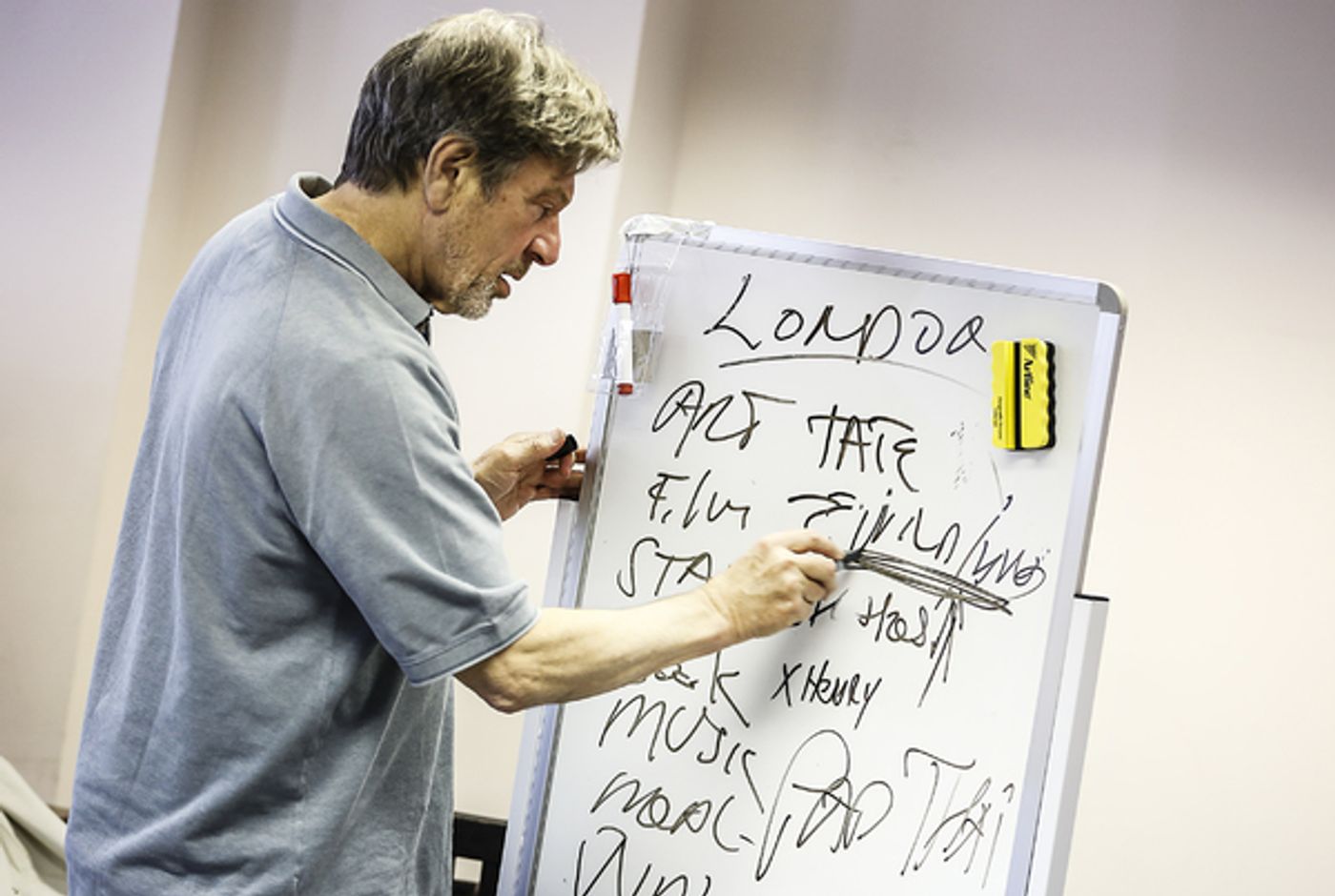 Photo Flash: In Rehearsal for OFF THE KING'S ROAD at Jermyn Street Theatre Photo Flash: In Rehearsal for OFF THE KING'S ROAD at Jermyn Street Theatre Image