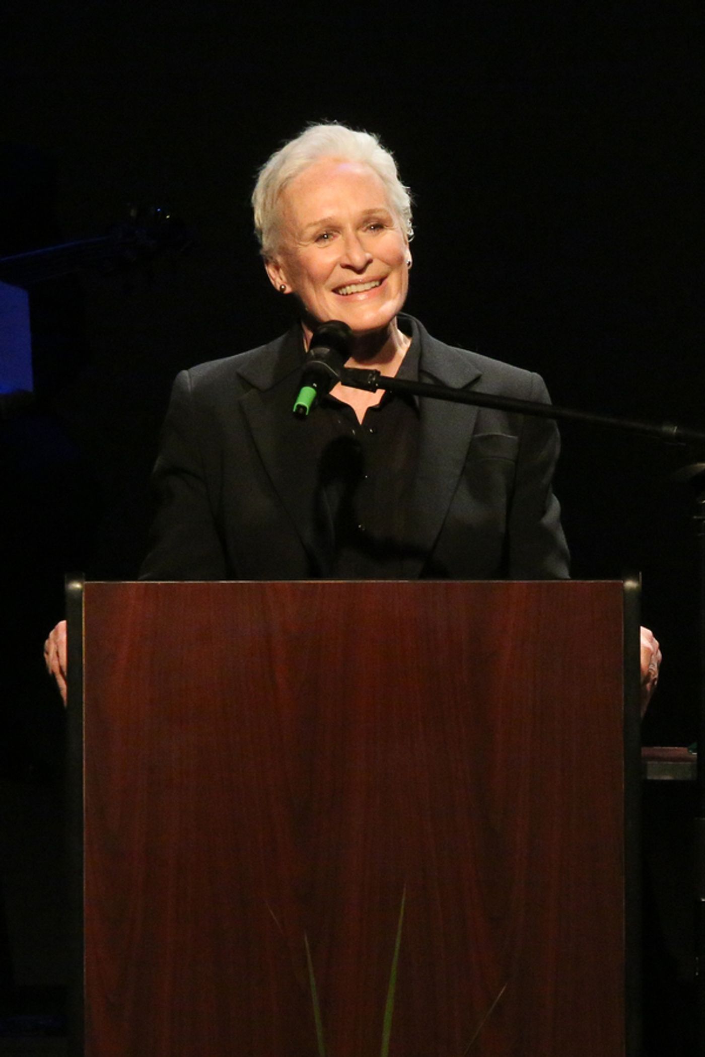 Photo Flash: Glenn Close Receives Inaugural Marvin Hamlisch Award at Sharon Playhouse Season Benefit Gala  Image
