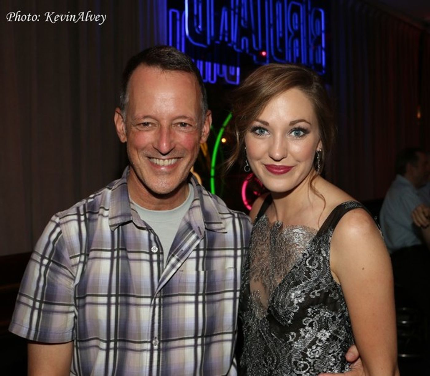 Photo Flash: Tony Nominee Laura Osnes Performs at Birdland  Image