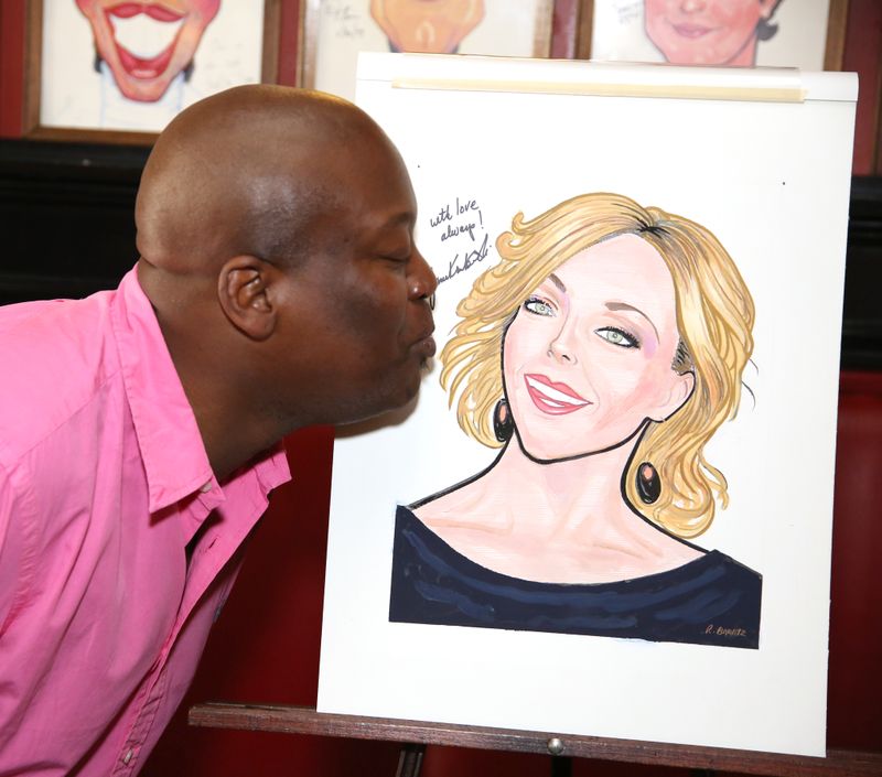Photo Coverage: Tony Nominee Jane Krakowski Unveils Her New Portrait at Sardi's! — photo 25 of 32