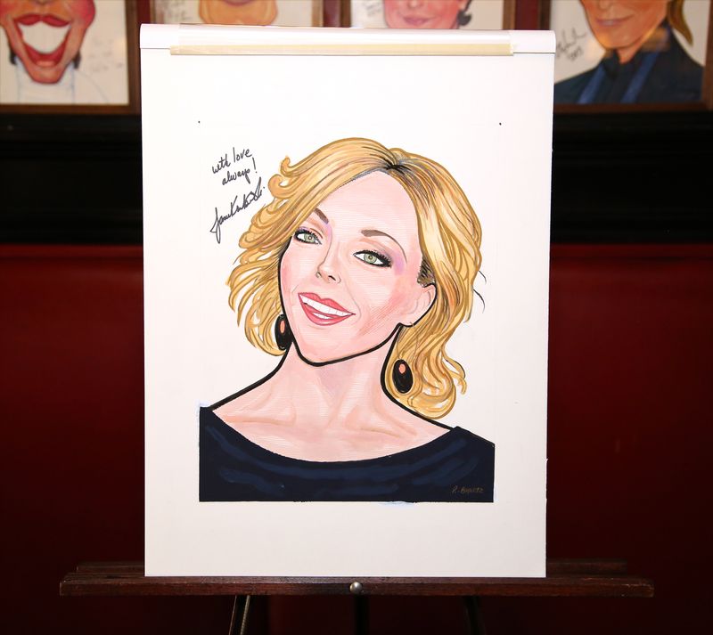 Photo Coverage: Tony Nominee Jane Krakowski Unveils Her New Portrait at Sardi's! — photo 31 of 32