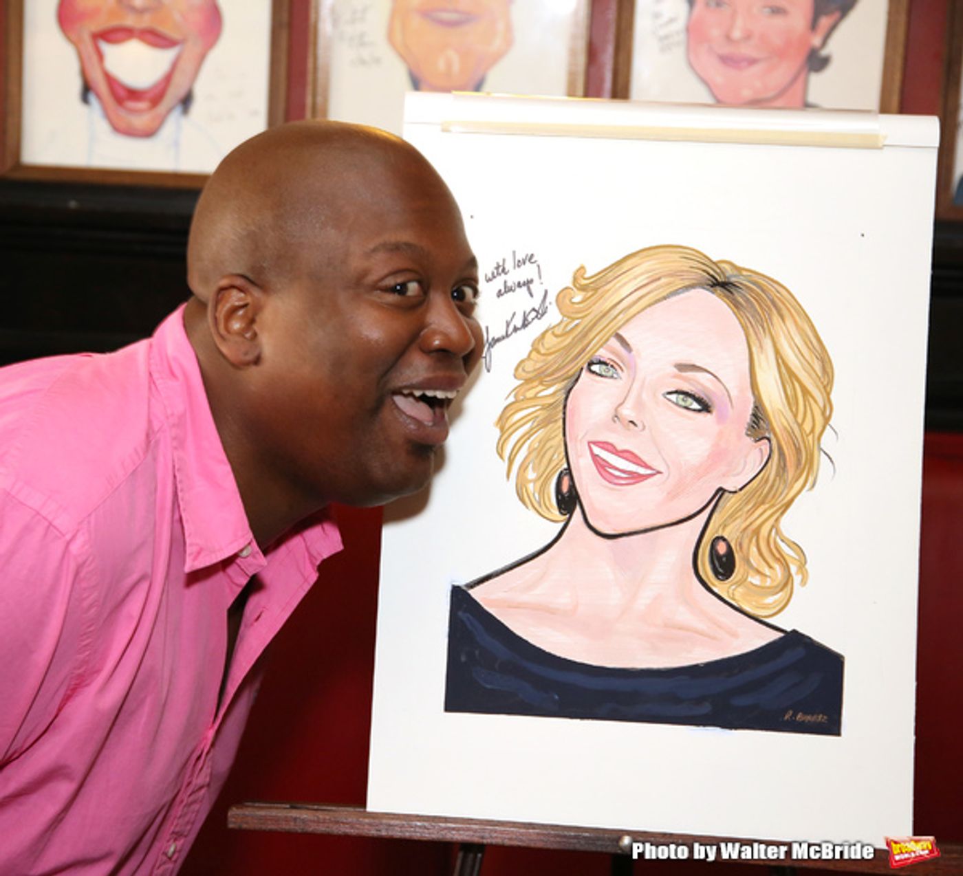 Photo Coverage: Tony Nominee Jane Krakowski Unveils Her New Portrait at Sardi's!  Image