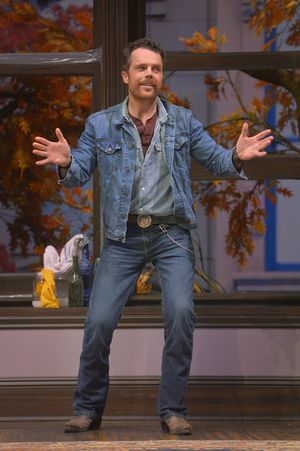 Mark Anderson Phillips @ BroadwayWorld Mark Anderson Phillips Photo