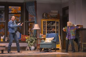 Susan Greenhill, Mark Anderson Phillips @ BroadwayWorld Susan Greenhill, Mark Anderson Phillips Photo