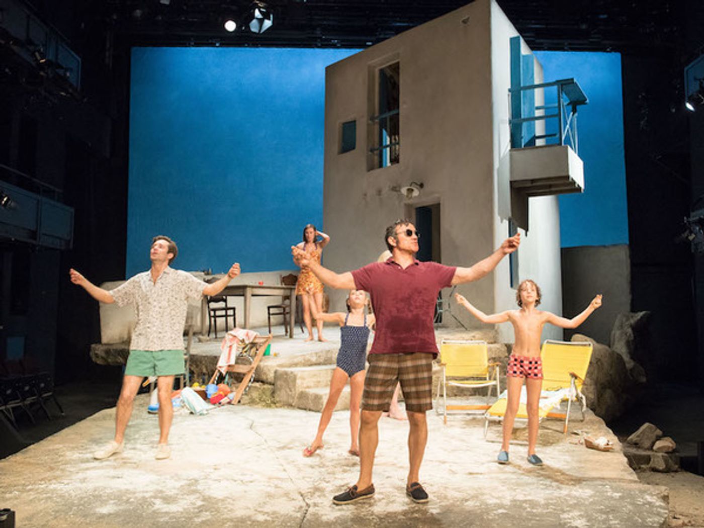 Photo Flash: Ben Miles and Elizabeth McGovern Open in SUNSET AT THE VILLA THALIA at the National Theatre  Image