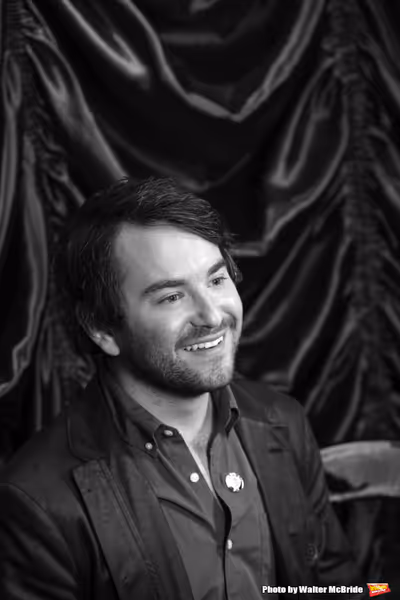 Alex Brightman Photo