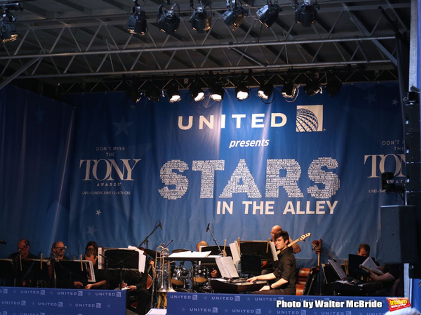 Photo Coverage: Broadway Shines Bright at STARS IN THE ALLEY! Photo Coverage: Broadway Shines Bright at STARS IN THE ALLEY! Image