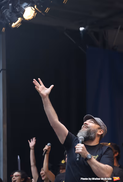 Danny Burstein Photo