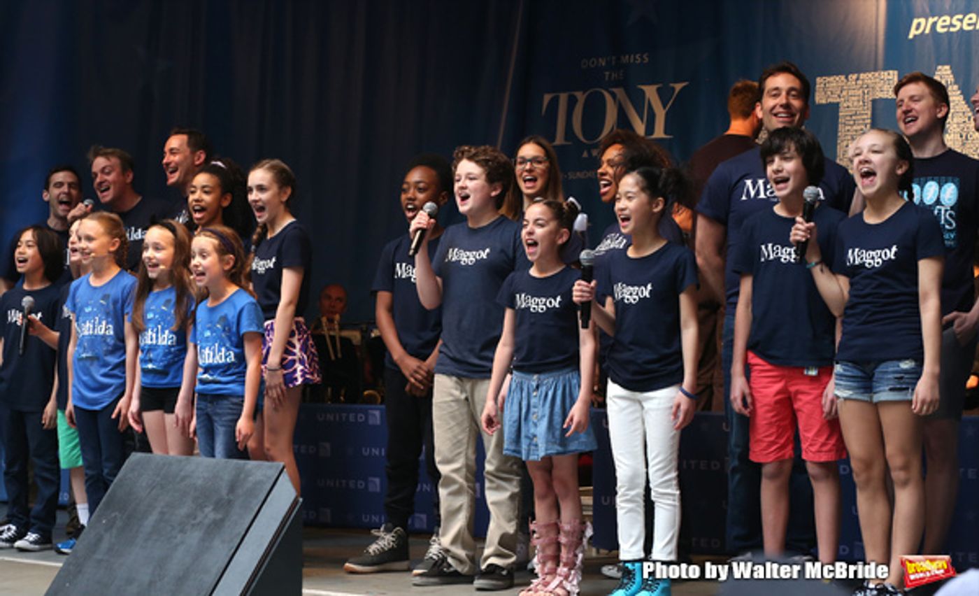 Photo Coverage: Broadway Shines Bright at STARS IN THE ALLEY! Photo Coverage: Broadway Shines Bright at STARS IN THE ALLEY! Image