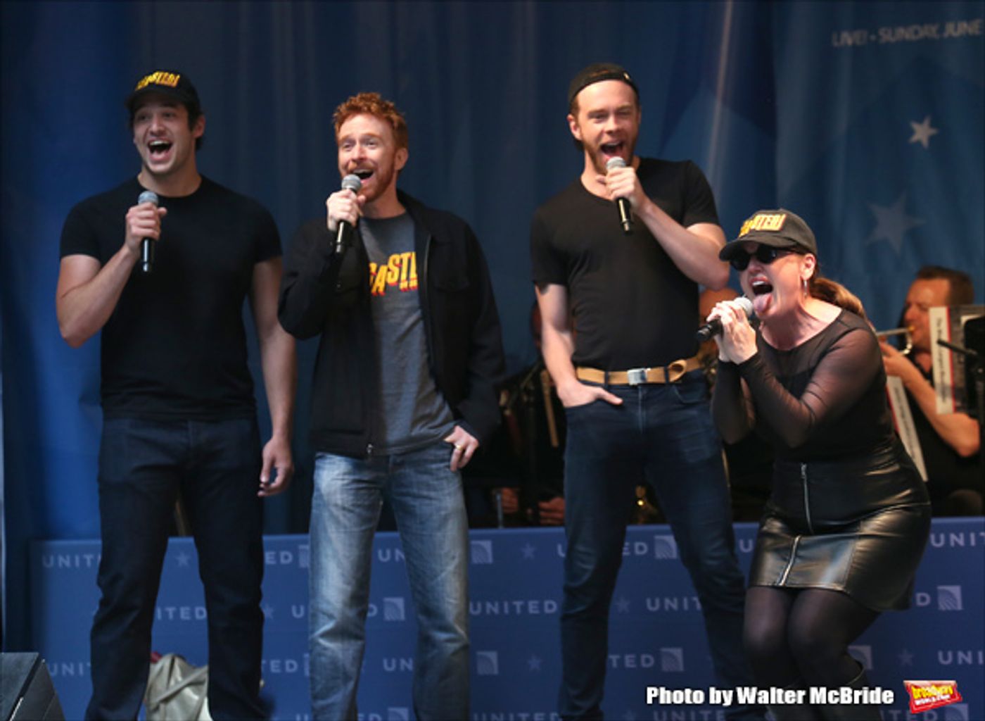 Photo Coverage: Broadway Shines Bright at STARS IN THE ALLEY! Photo Coverage: Broadway Shines Bright at STARS IN THE ALLEY! Image