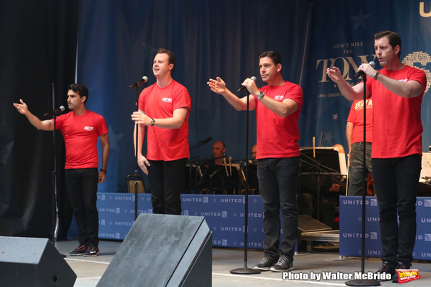 Photo Coverage: Broadway Shines Bright at STARS IN THE ALLEY! Photo Coverage: Broadway Shines Bright at STARS IN THE ALLEY! Image