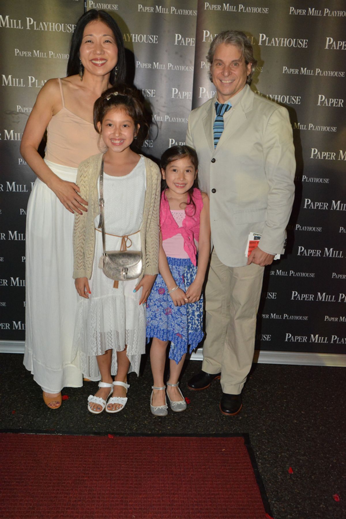 Lainie Sakakura, Alex Sanchez (Choreographer) and daughters at 