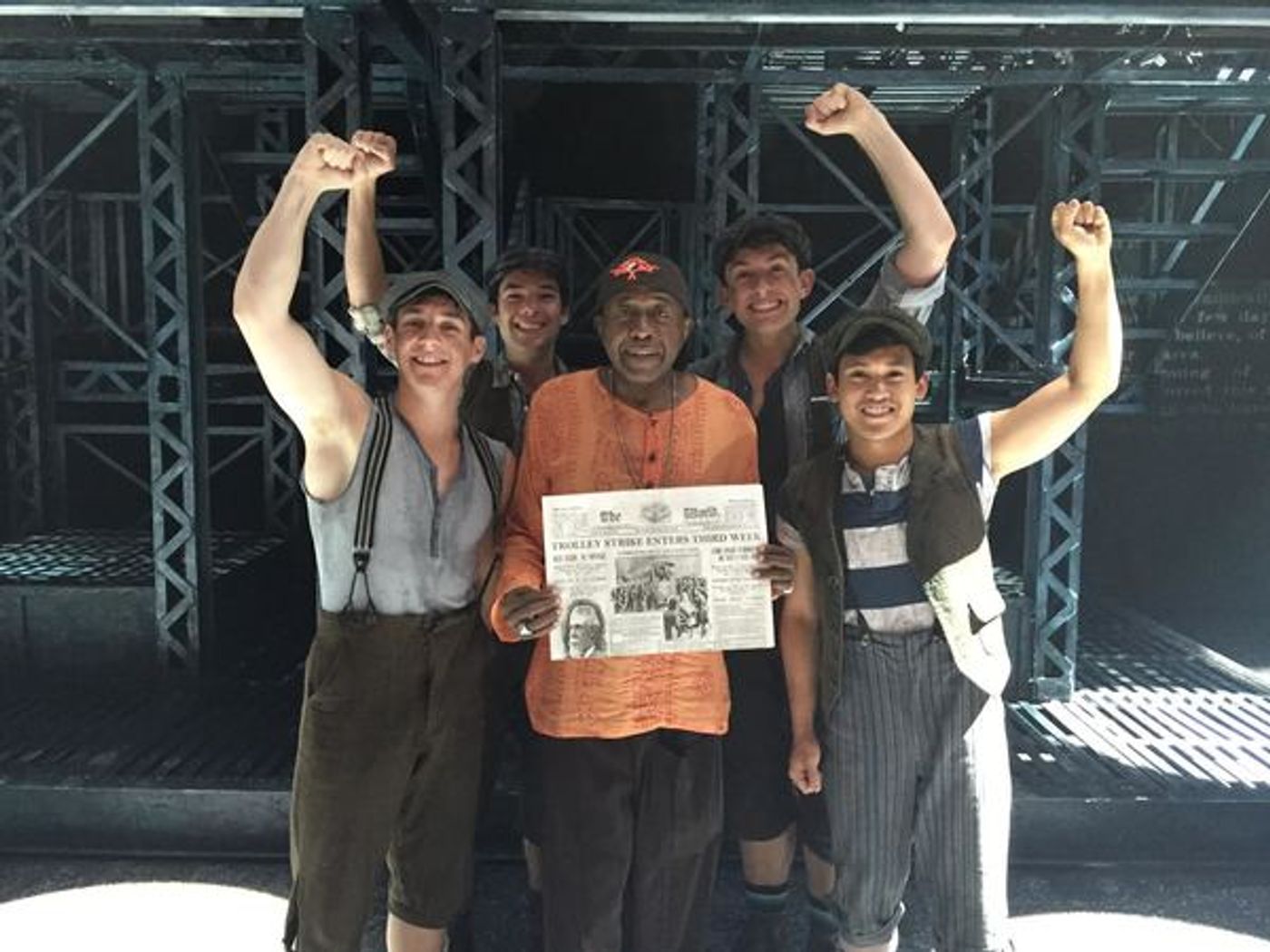 Photo Flash: Ben Vereen Attends NEWSIES National Tour at Civic Theatre in San Diego  Image