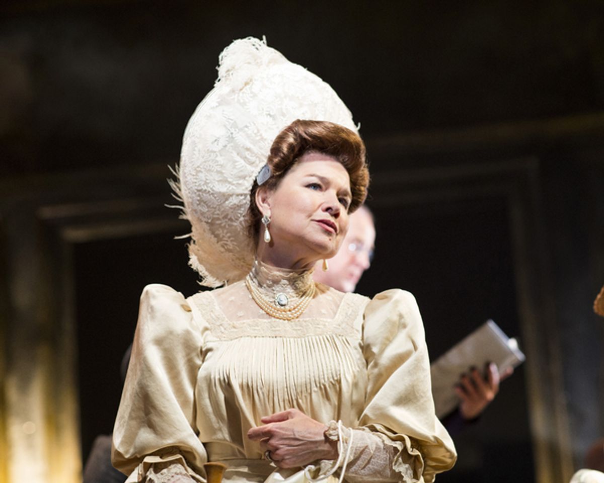 Issy van Randwyck at 