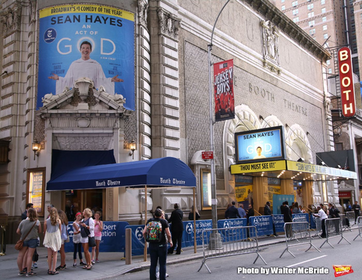 Photo Coverage: On the Red Carpet for Opening Night of AN ACT OF GOD!  Image